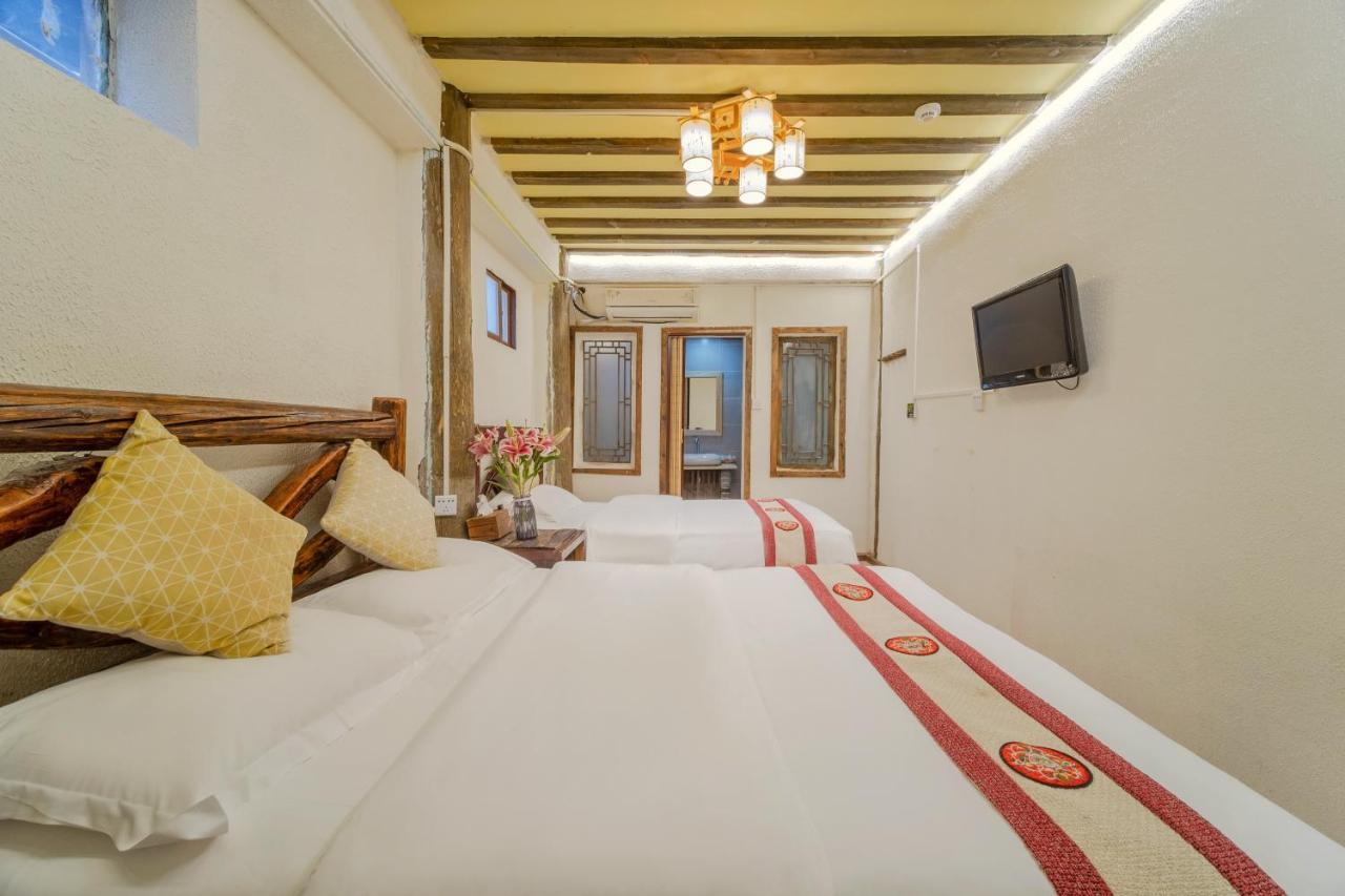 Lewo Guest House Lijiang  Dış mekan fotoğraf