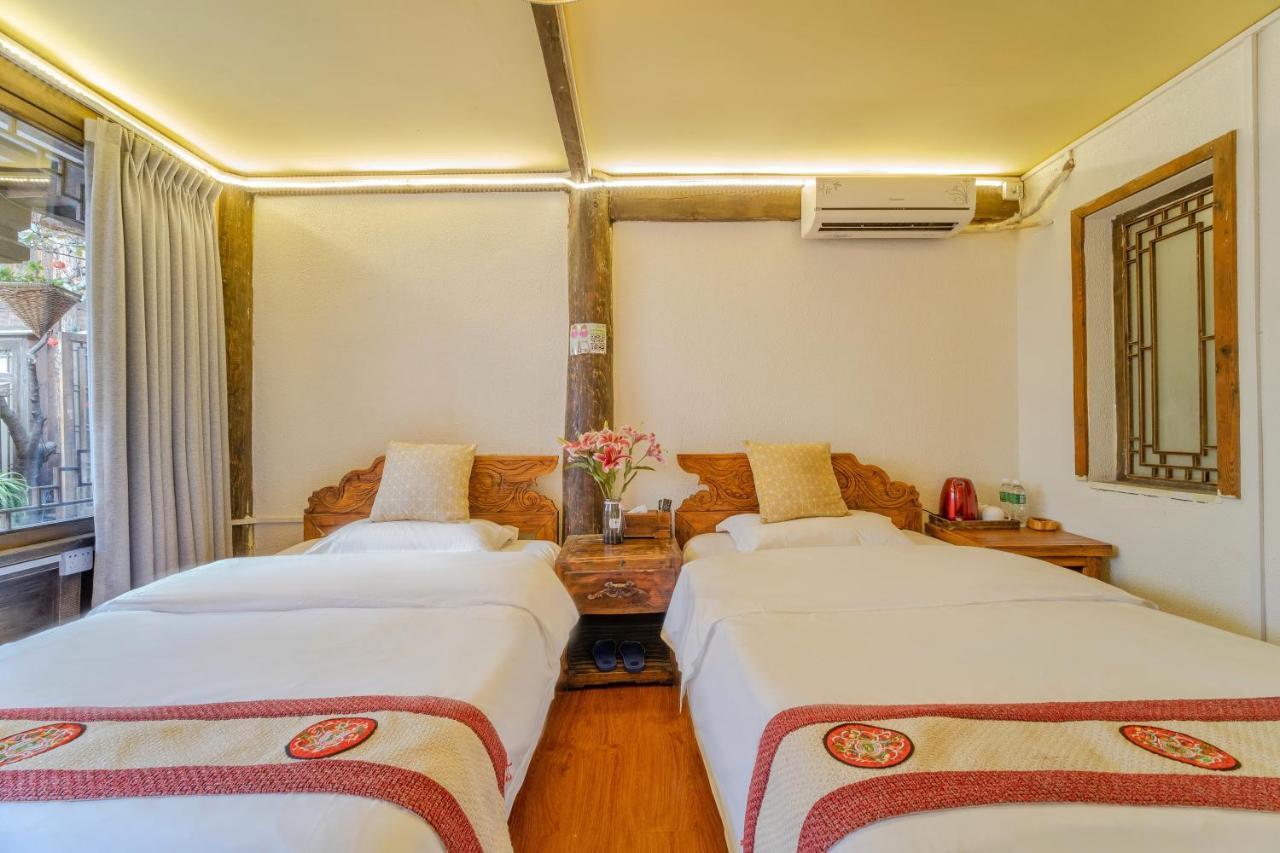 Lewo Guest House Lijiang  Dış mekan fotoğraf