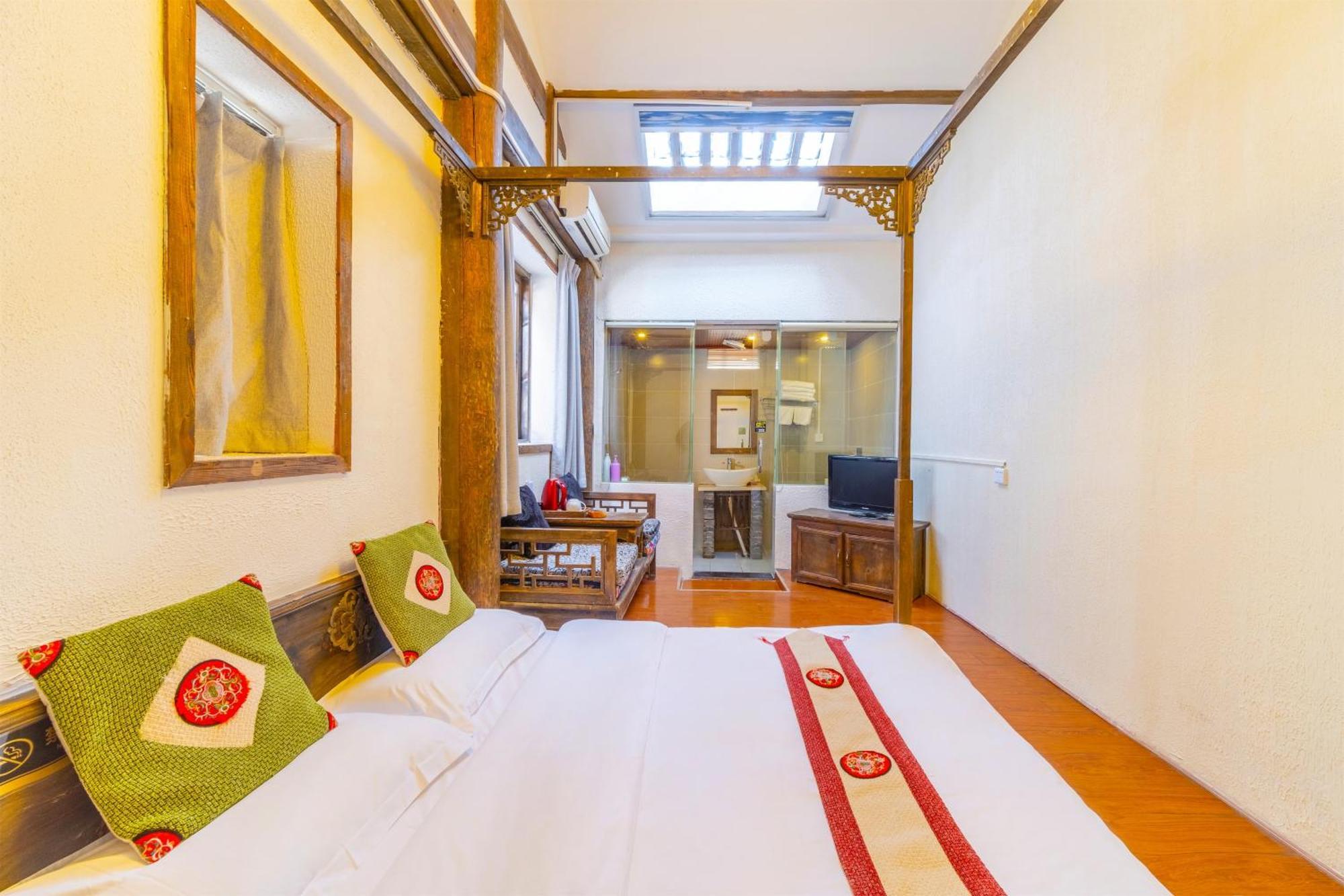 Lewo Guest House Lijiang  Dış mekan fotoğraf