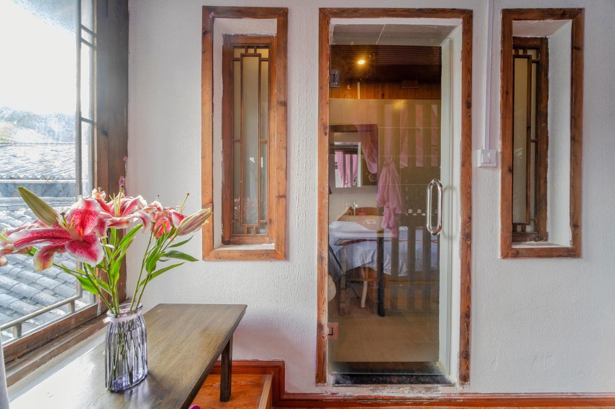 Lewo Guest House Lijiang  Dış mekan fotoğraf